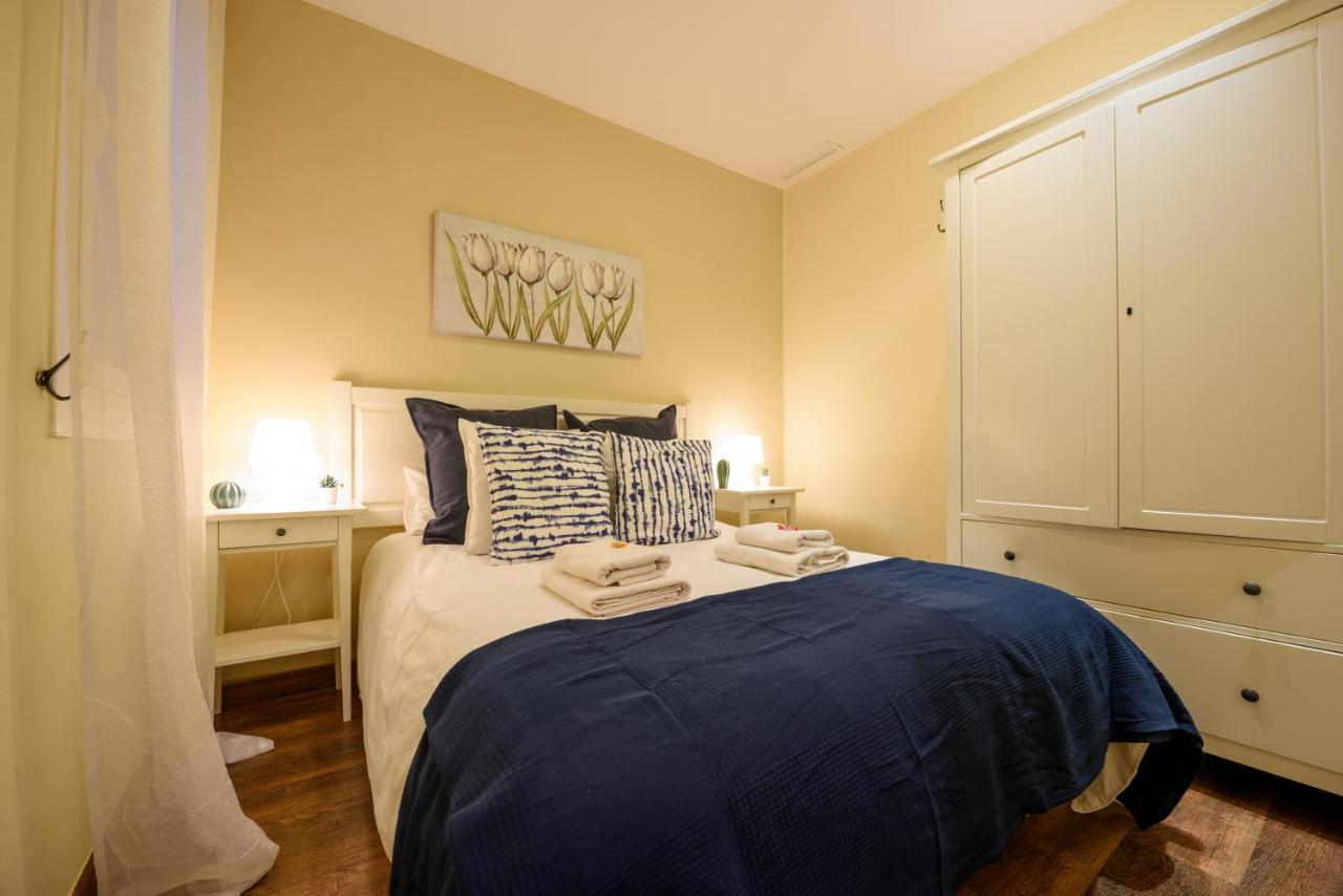 Ramblasrentals Cozy Renovated 2Br With Balcony Lift 20M Rambla - Parking - Wifi Барселона Екстериор снимка